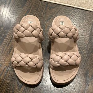 Steve Madden platform sandals
